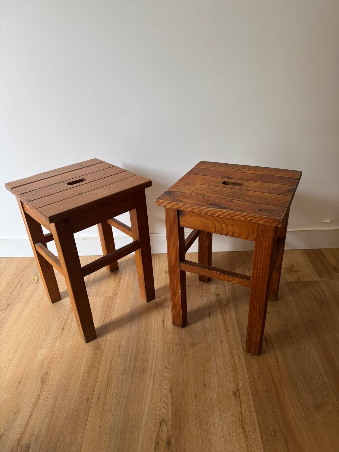 Paire de tabourets scandinave vintage