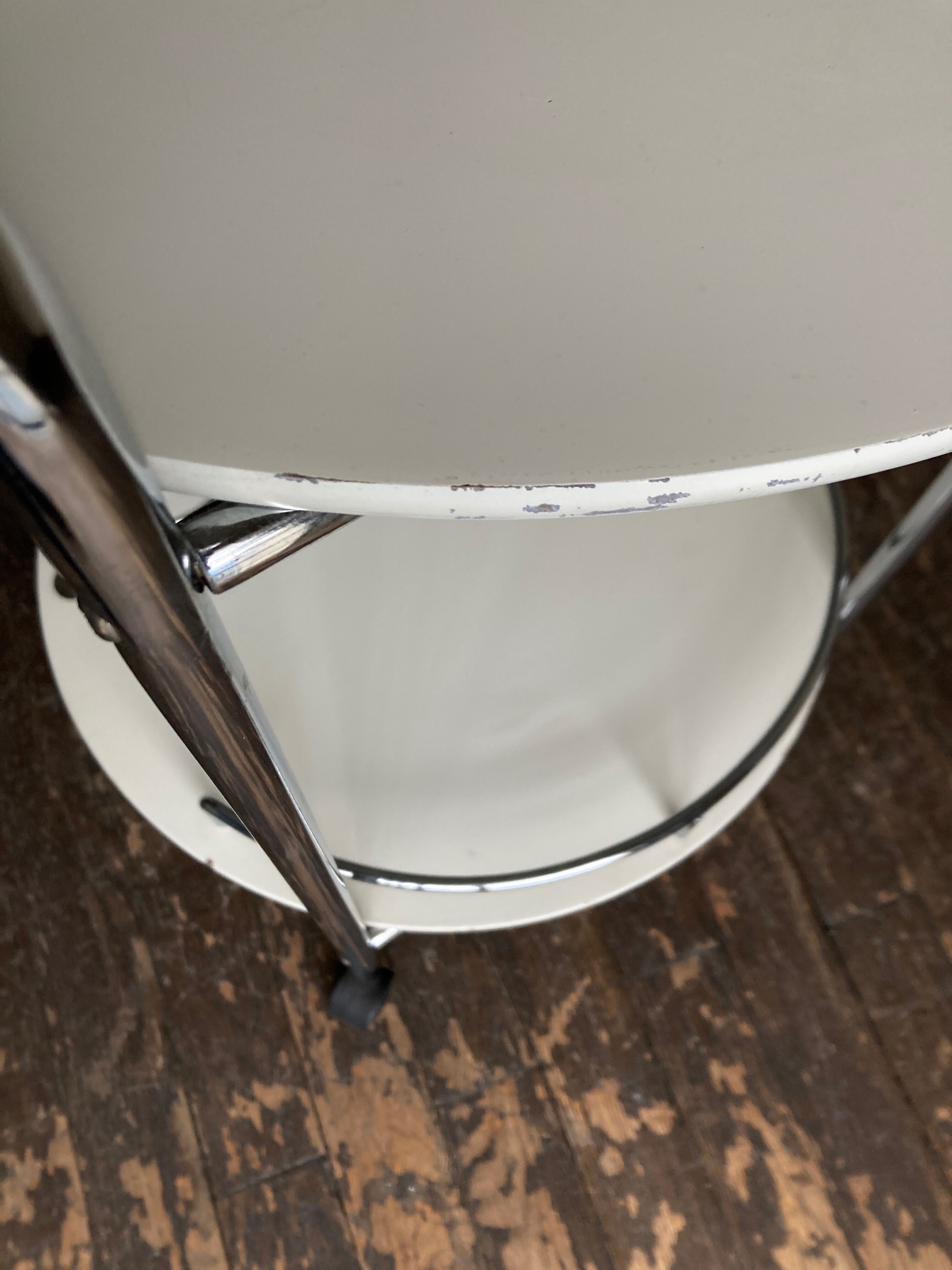 Desserte bar 1970 en bois laqué blanc