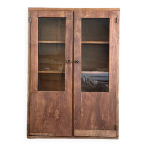 petite vitrine en noyer