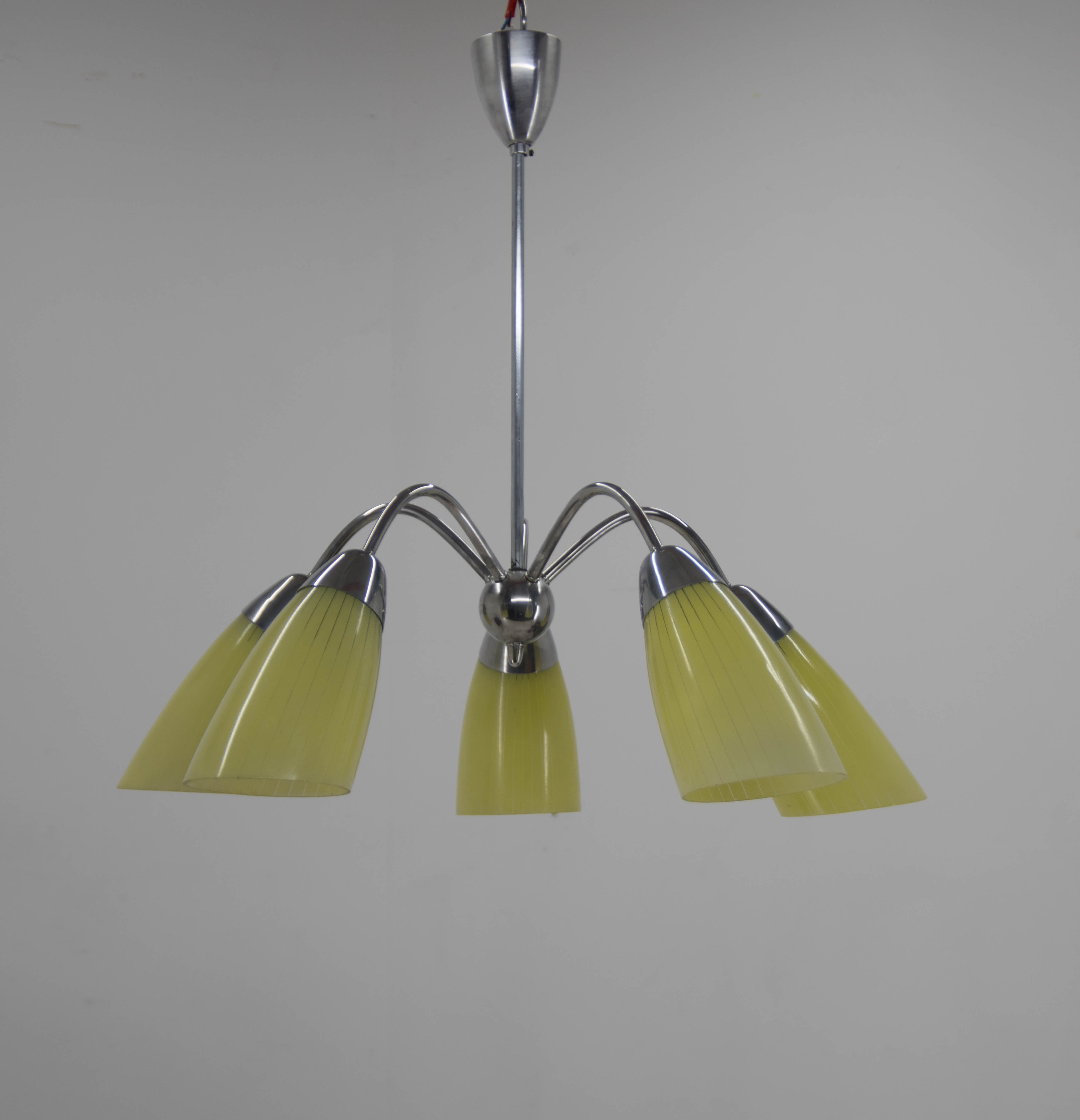 Mid-century 5-flamming chandelier, 1950s