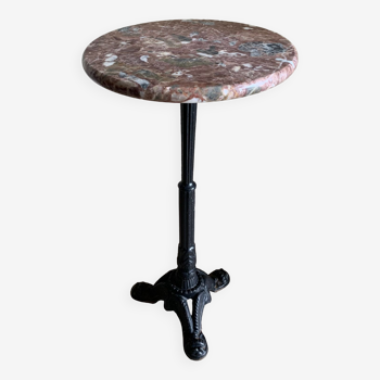 Mini bistro style pedestal table