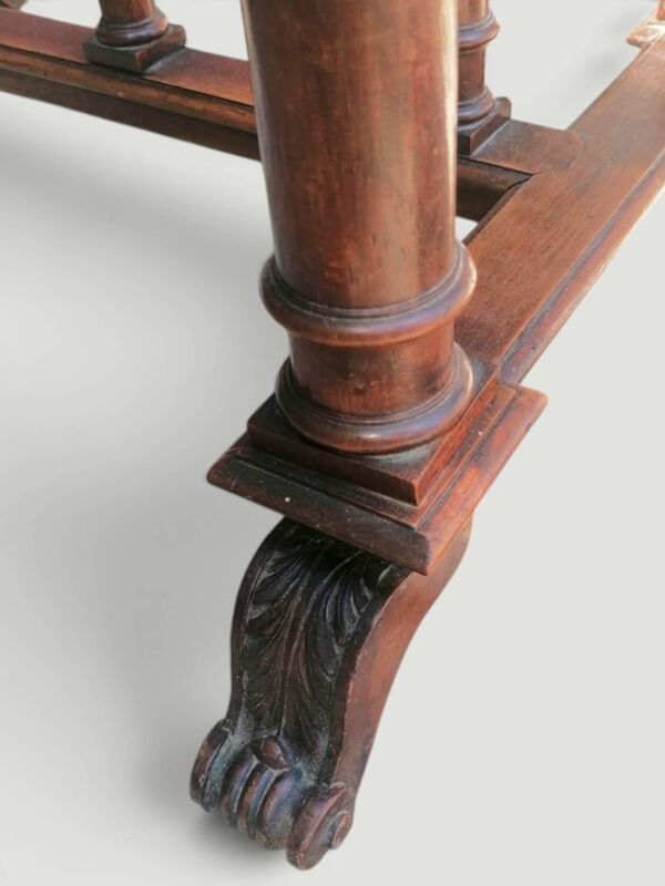 Table d'appoint antique - Dark academia, gothique - Style henri 2