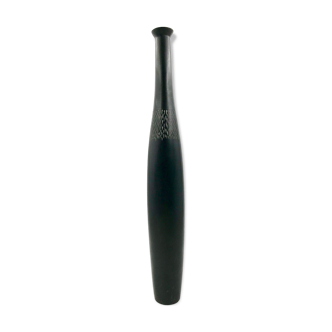 Vase noir en résine style africain