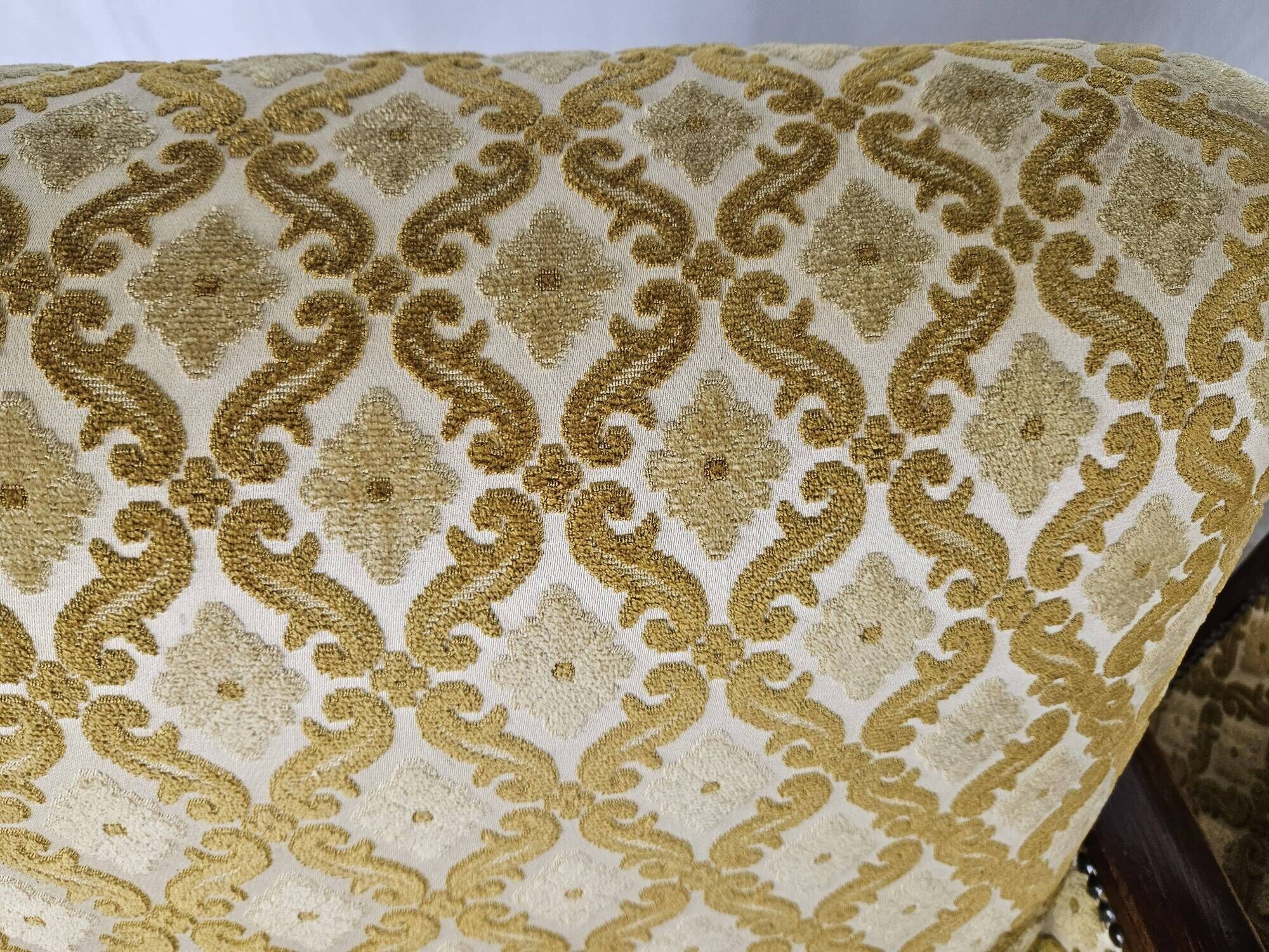 Paire de fauteuils Art Déco des années 1930 recouverts de tissu