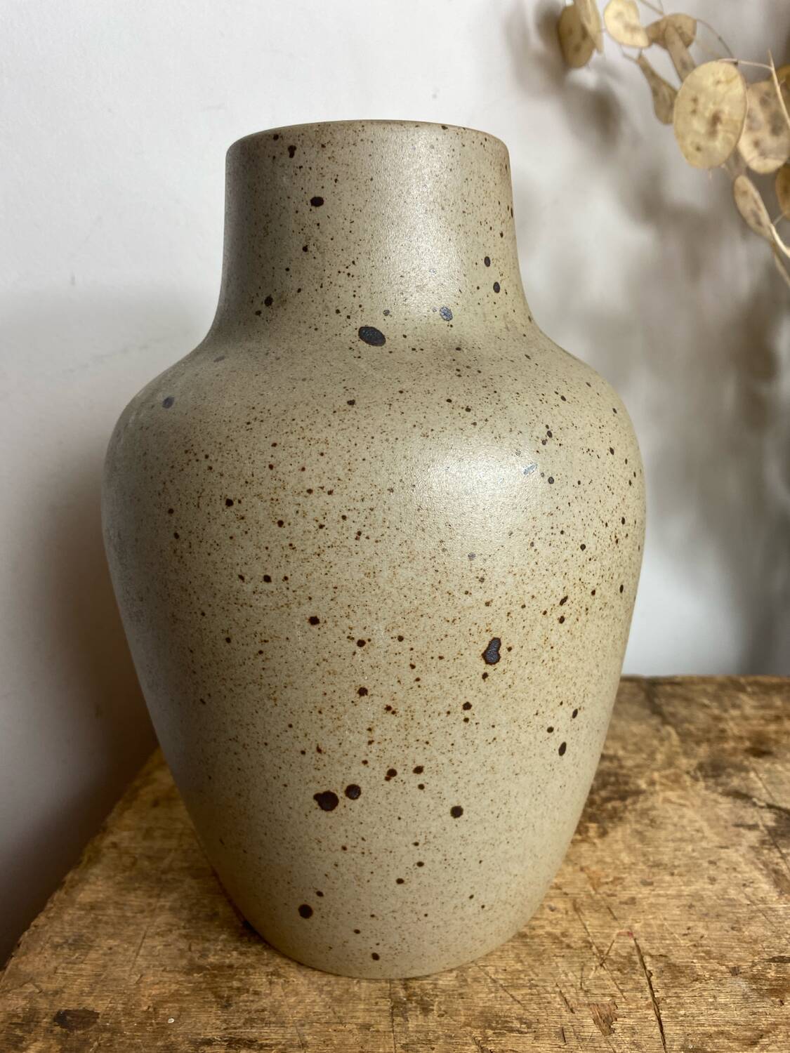Pyrite stone vase from Annon clay
