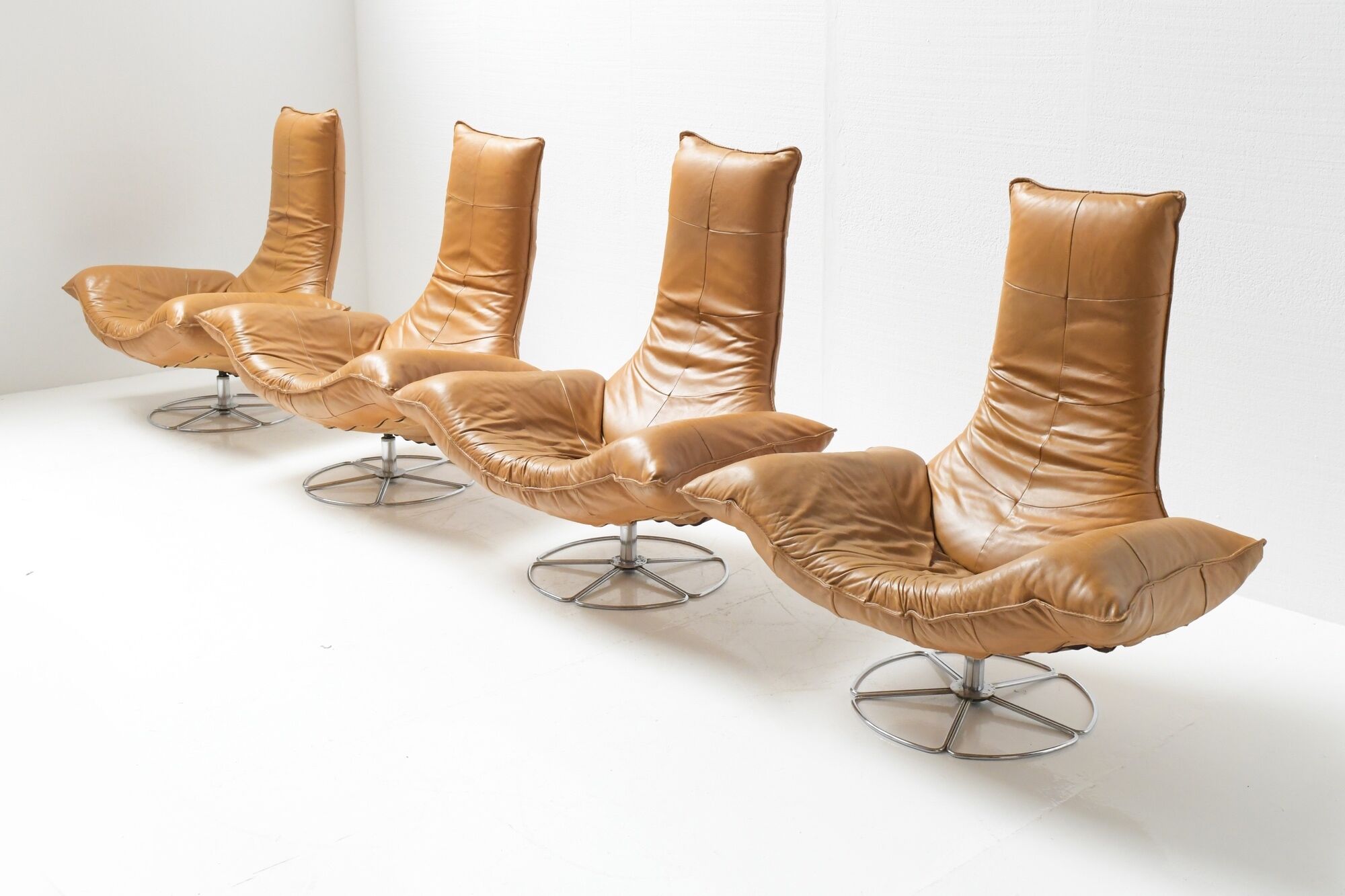 Wammes  cognac leather lounge chairs by Gerard Van Den Berg  for Montis 1978