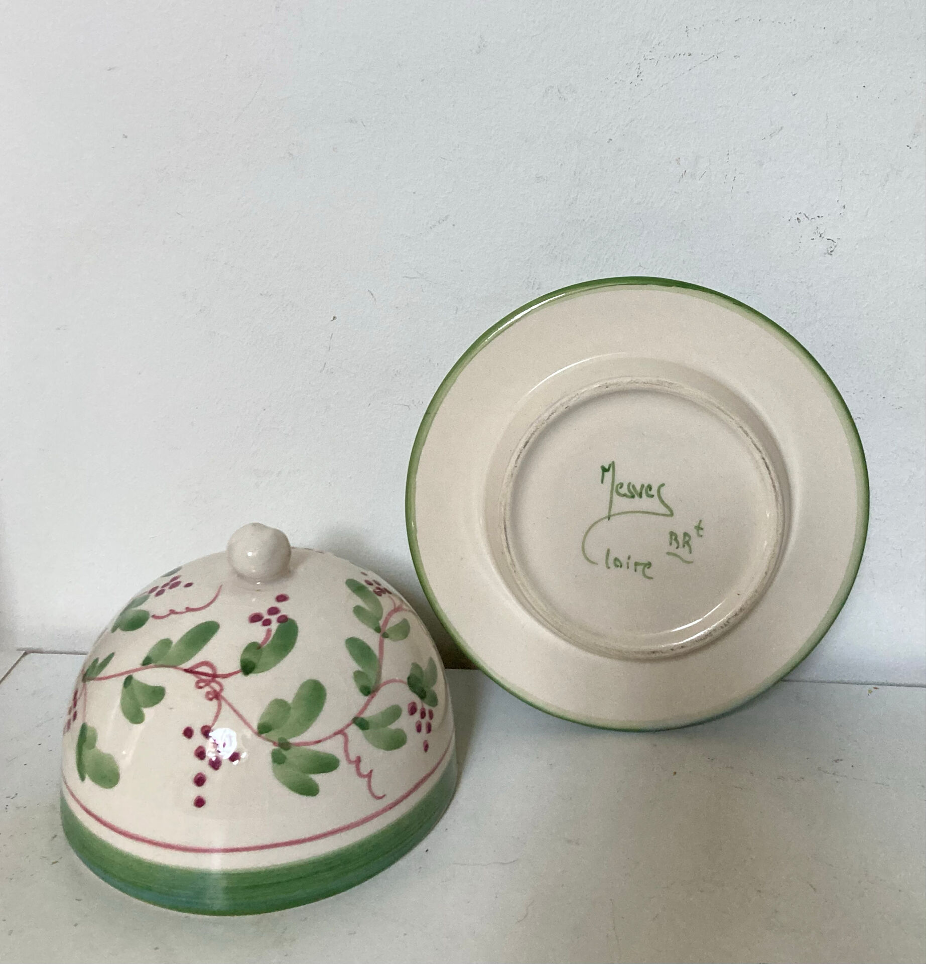 Butter bell in faience from the 20th century signed Mesves R.R Renaud Rémusat.