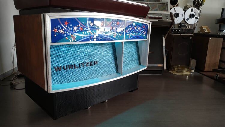 Jukebox wurlitzer model atlanta stereo of 1972 revised+teleorder and compile 80