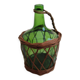 Glass and wicker demijohn