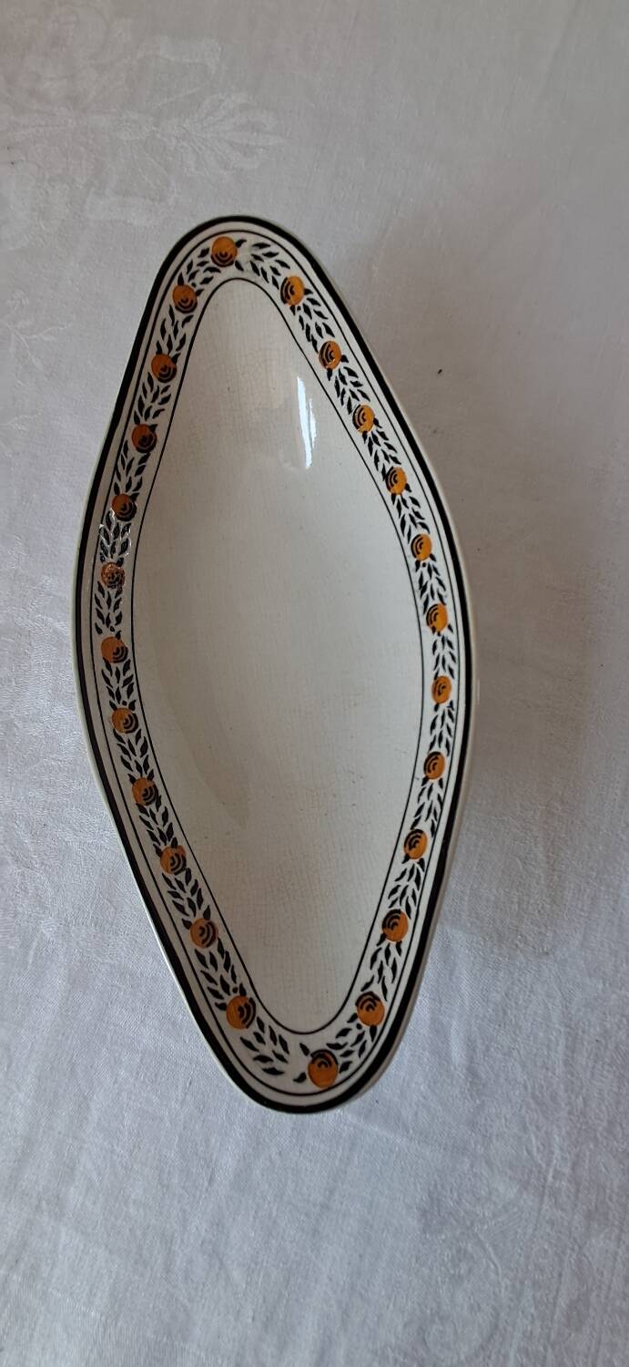 Valence model dish from Digoin Sarreguemines. Vintage