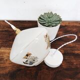 Vintage "kitten" chandelier in opaline