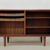 Buffet en palissandre par Gunni Omann, Danemark, années 1960.