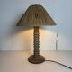 Lampe de table en bois tourné wabi-sabi brutaliste dans le style de Charles Dudouyt.
