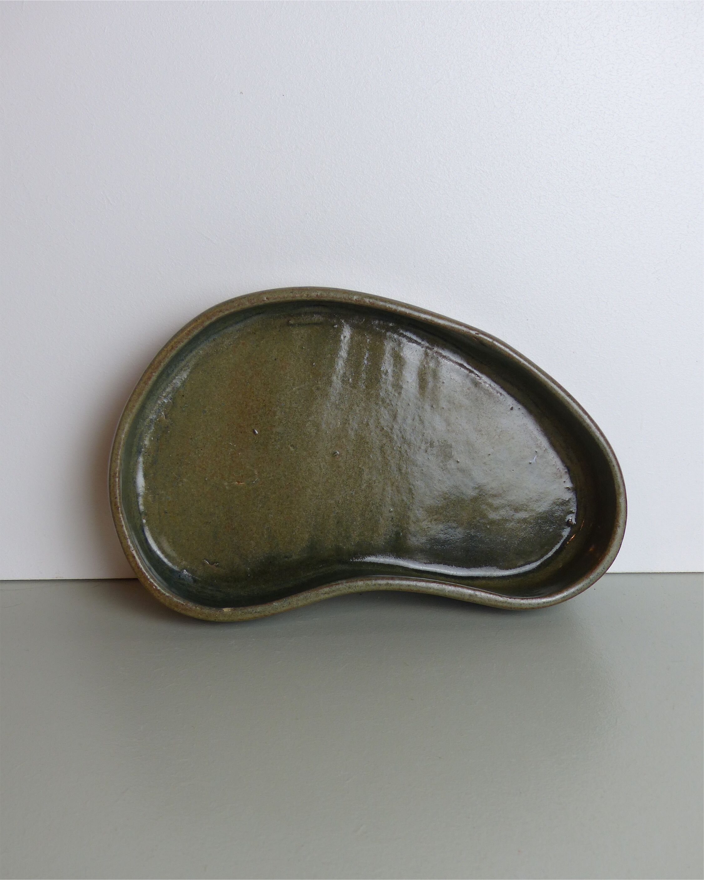 Ceramic tray or dish