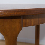 Table à manger extensible en teck ovale du milieu du siècle de McIntosh, années 1960