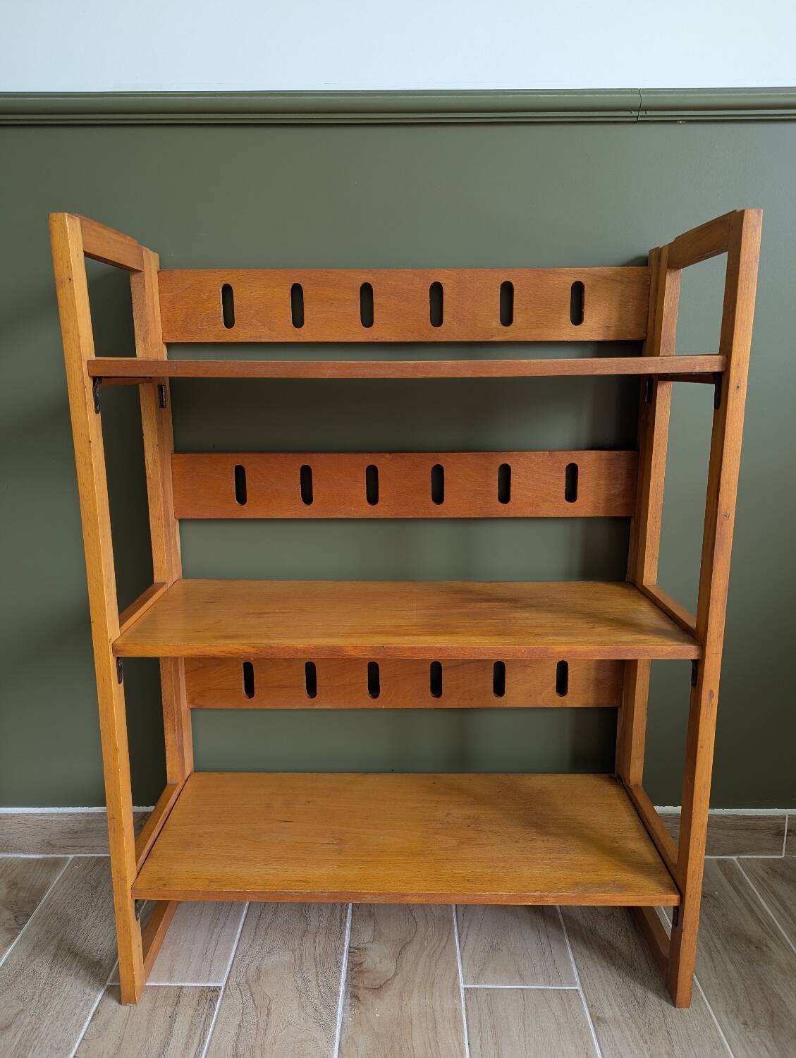 1960s bookseller's shelf