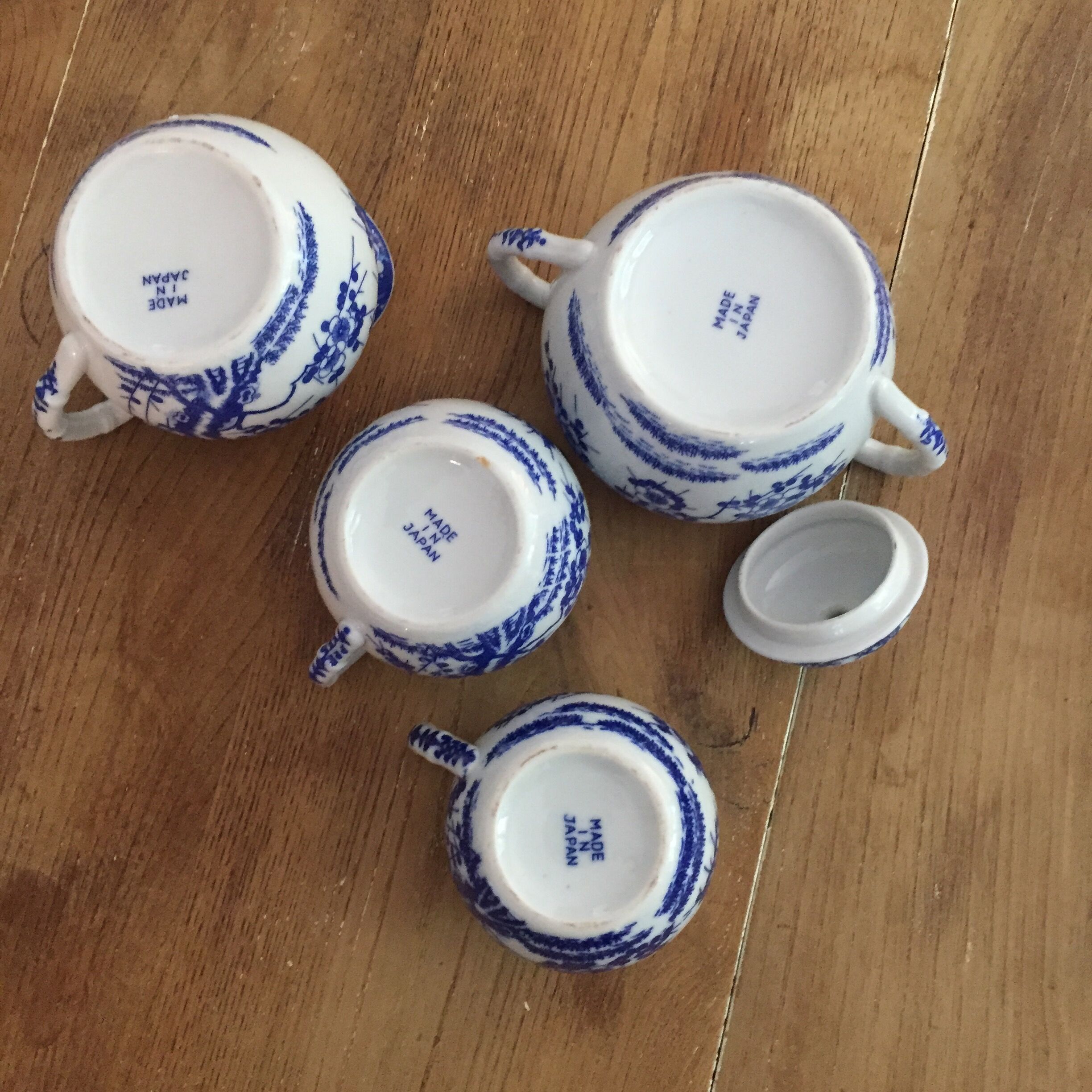 Japanese tea set