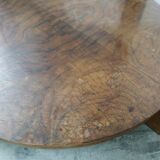Pedestal table