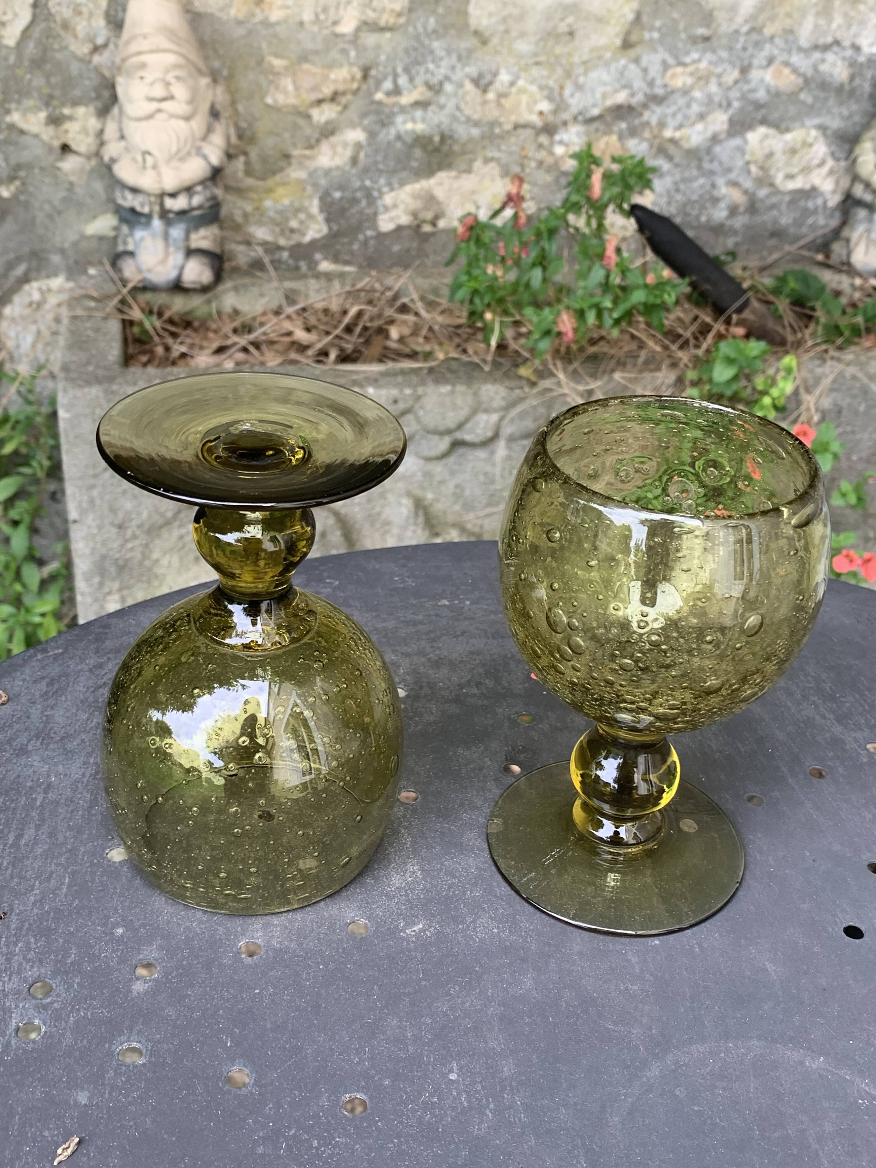 6 wine glasses in khaki green hand-blown glass, large model, vintage