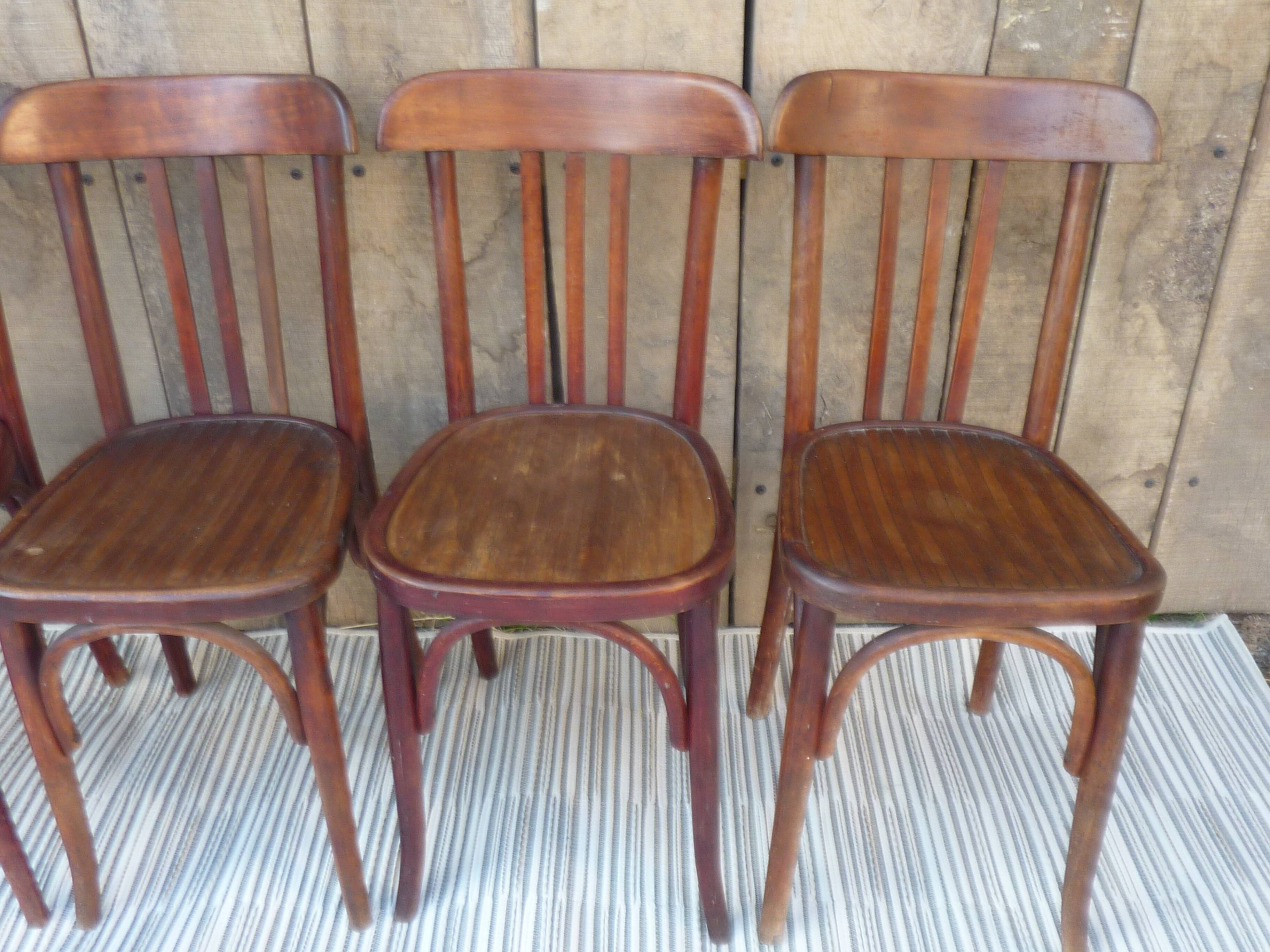 4 Mahieu bistro chairs in turned wood of the 30s