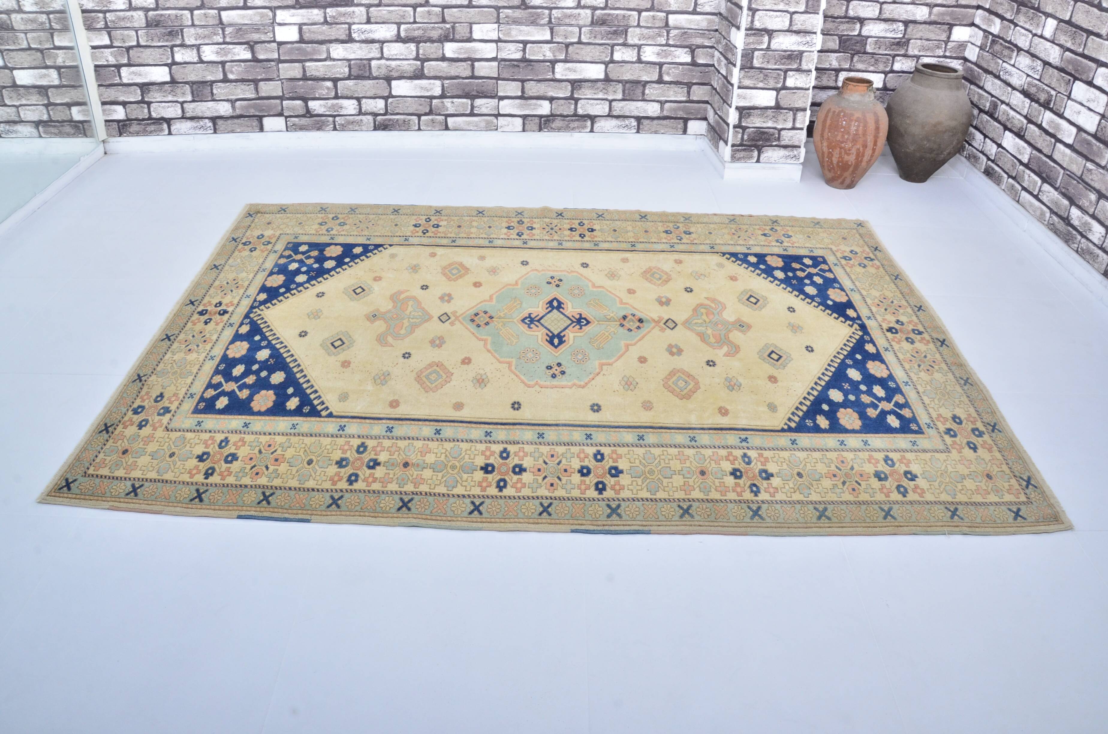 Vintage hand-knotted bohemian rug sku 3521