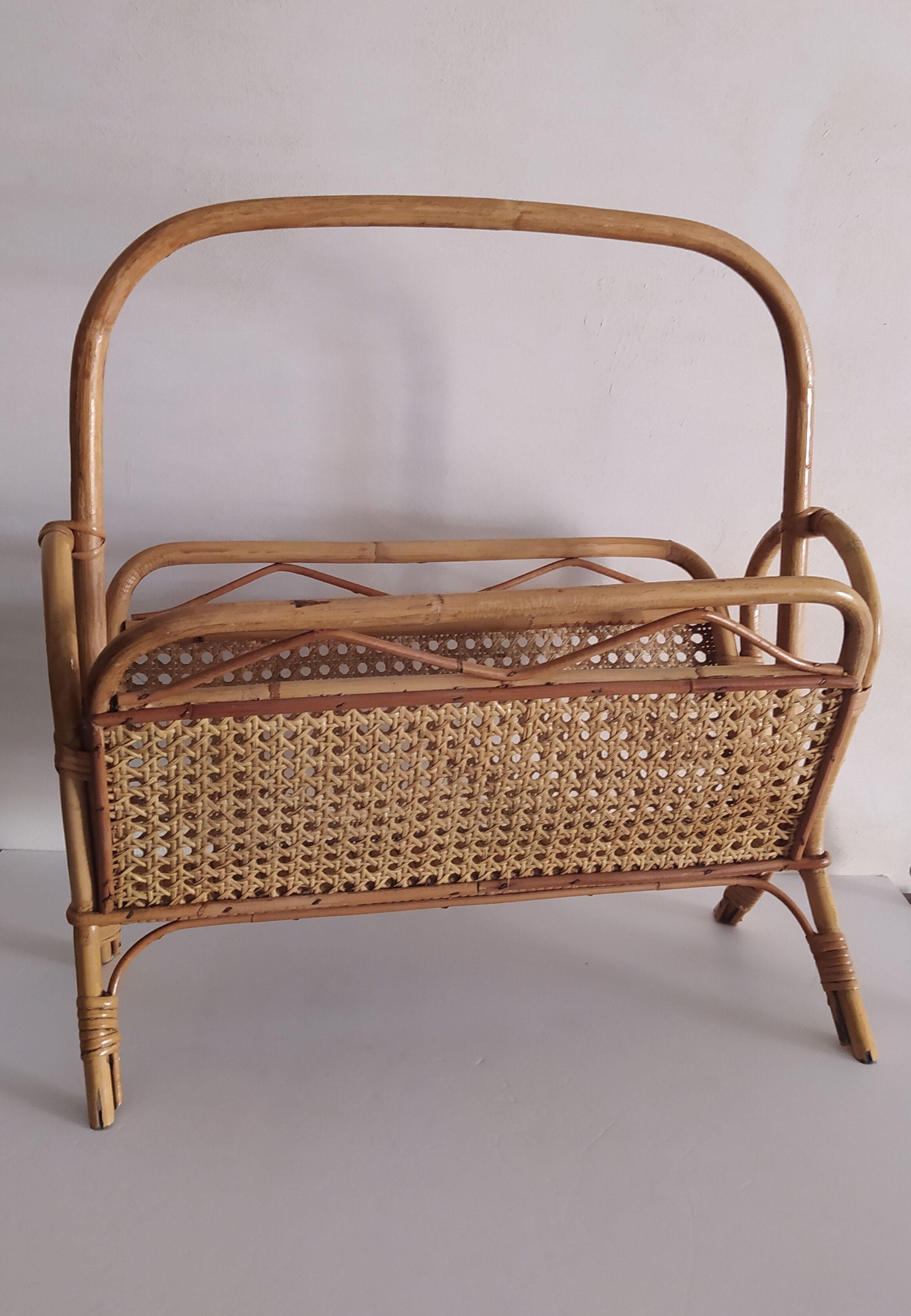 Vintage magazine holder