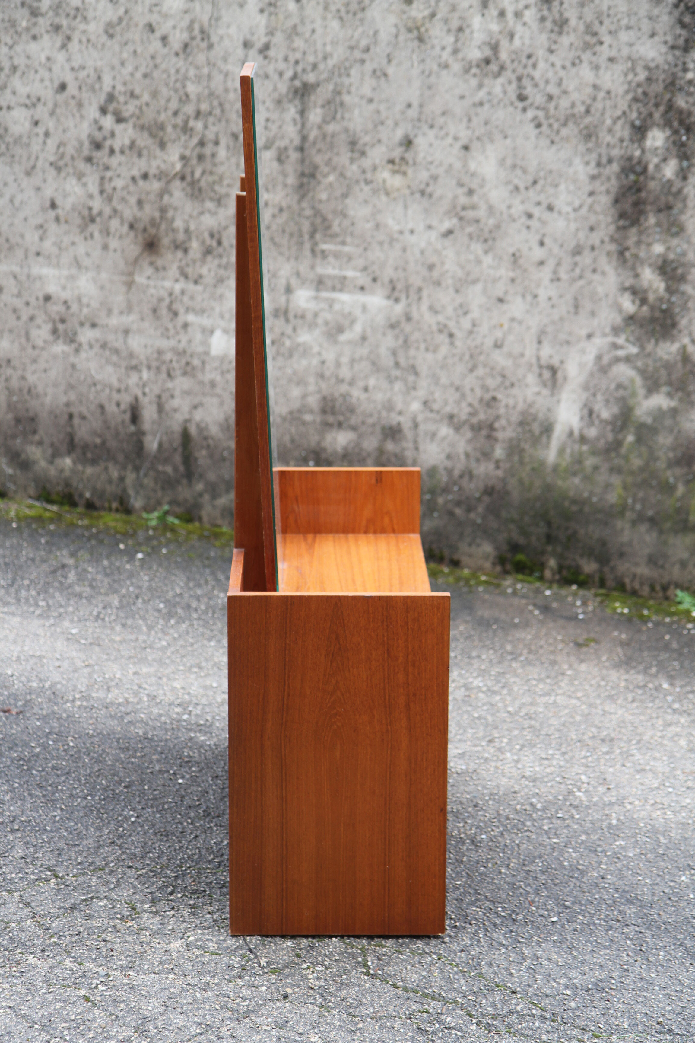 Dressing table vintage