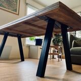Industrial table in solid wood and metal