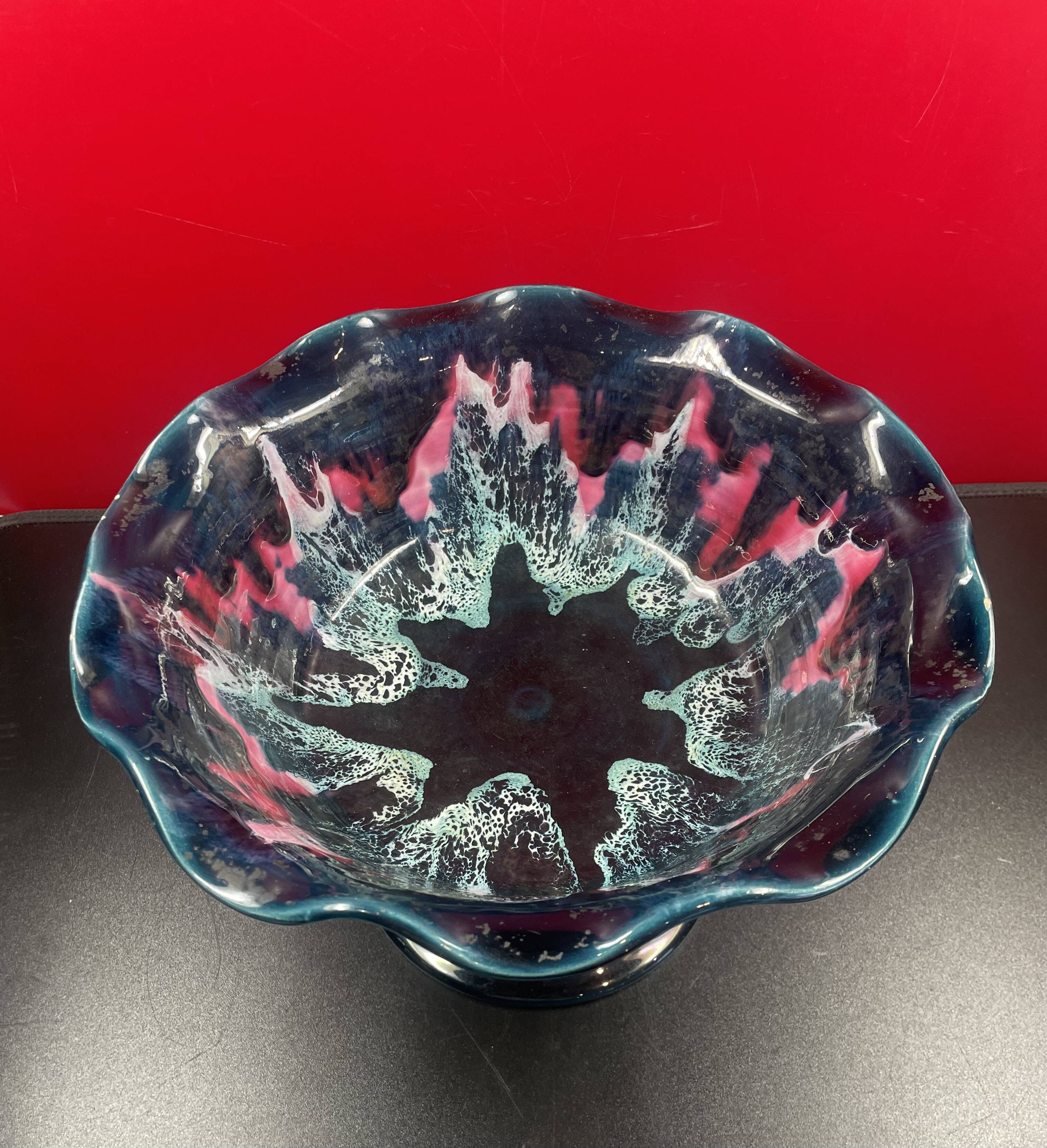 Large shower stand bowl with wave-shaped edges Vallauris 1970