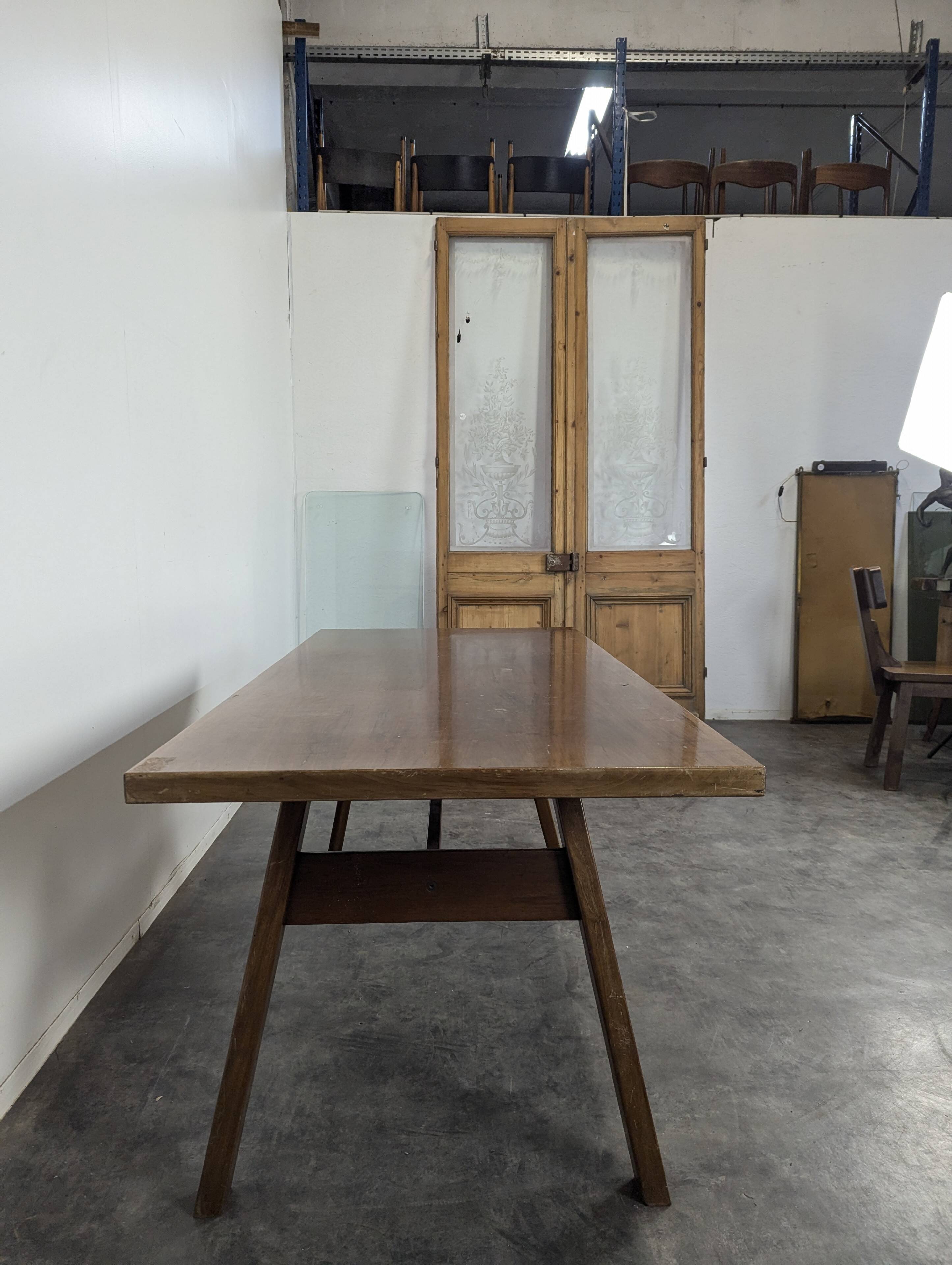 Table Torbecchia in Walnut by Giovanni Michelucci for Poltronova