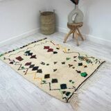 Handmade wool Berber rug 147 x 122 CM