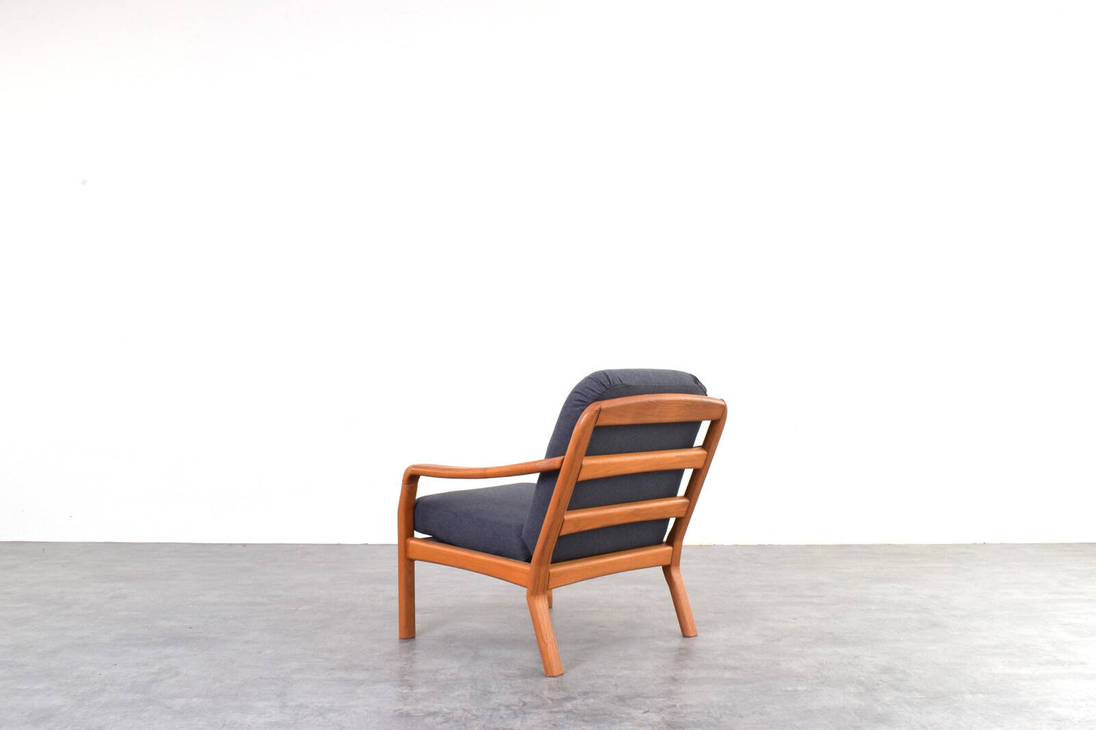 Mid-Century Danish Teak Lounge Chair by Dyrlund, 1970s.