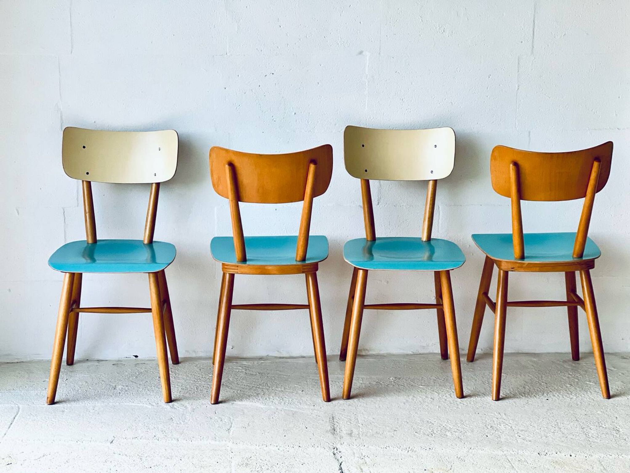 Chaises Birtro de Ton, années 1960.