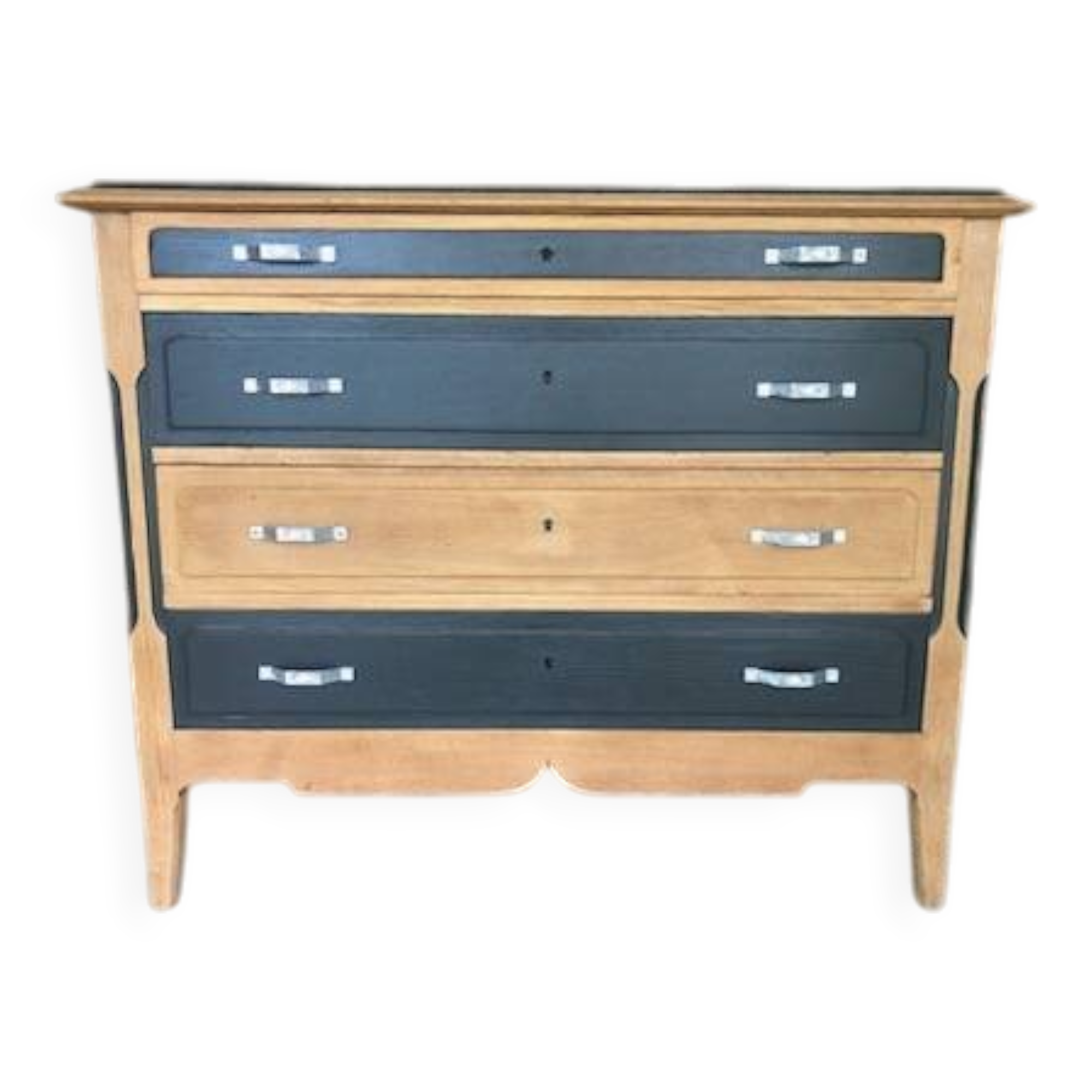 Art Deco chest of drawers