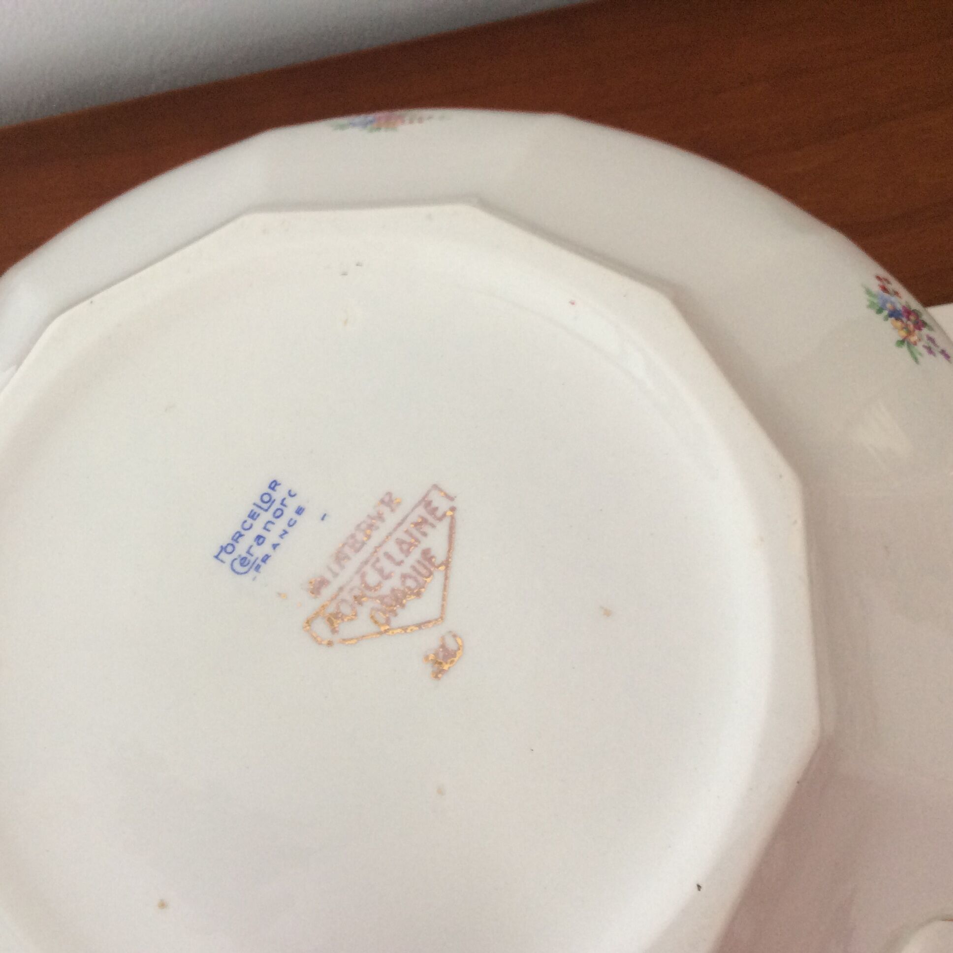 Old dodecagon tureen opaque porcelain Ceranord "Minerva"