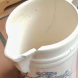 “Rabbit” pitcher