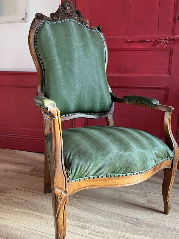 Bergère fauteuil de style Louis XV revival. Idéal pour les décorateurs/revendeurs.