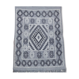 Tapis gris fait main en pure laine, 103x68 cm