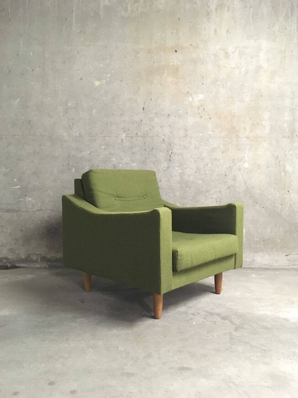 Setter armchairs by Michel Mortier, Steiner edition, around 1960.