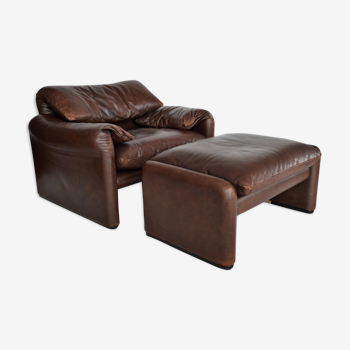 Maralunga armchair in leather & Ottoman by Vico Magistretti for Cassina 1970 s
