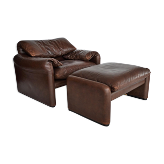 Maralunga armchair in leather & Ottoman by Vico Magistretti for Cassina 1970 s