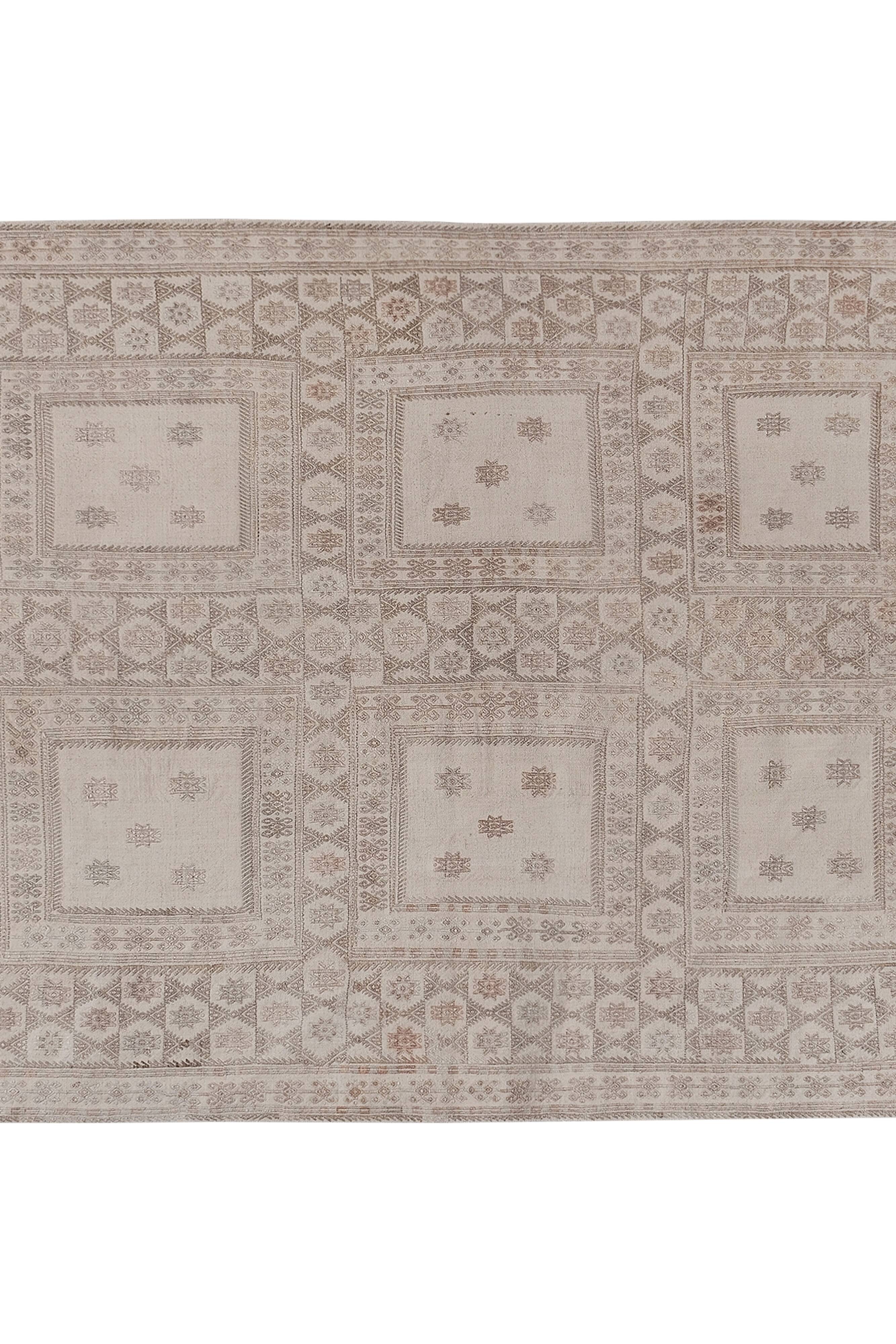 Vintage Turkish Oushak Handwoven Rug 150x214 cm