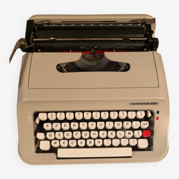 Underwood 319 typewriter