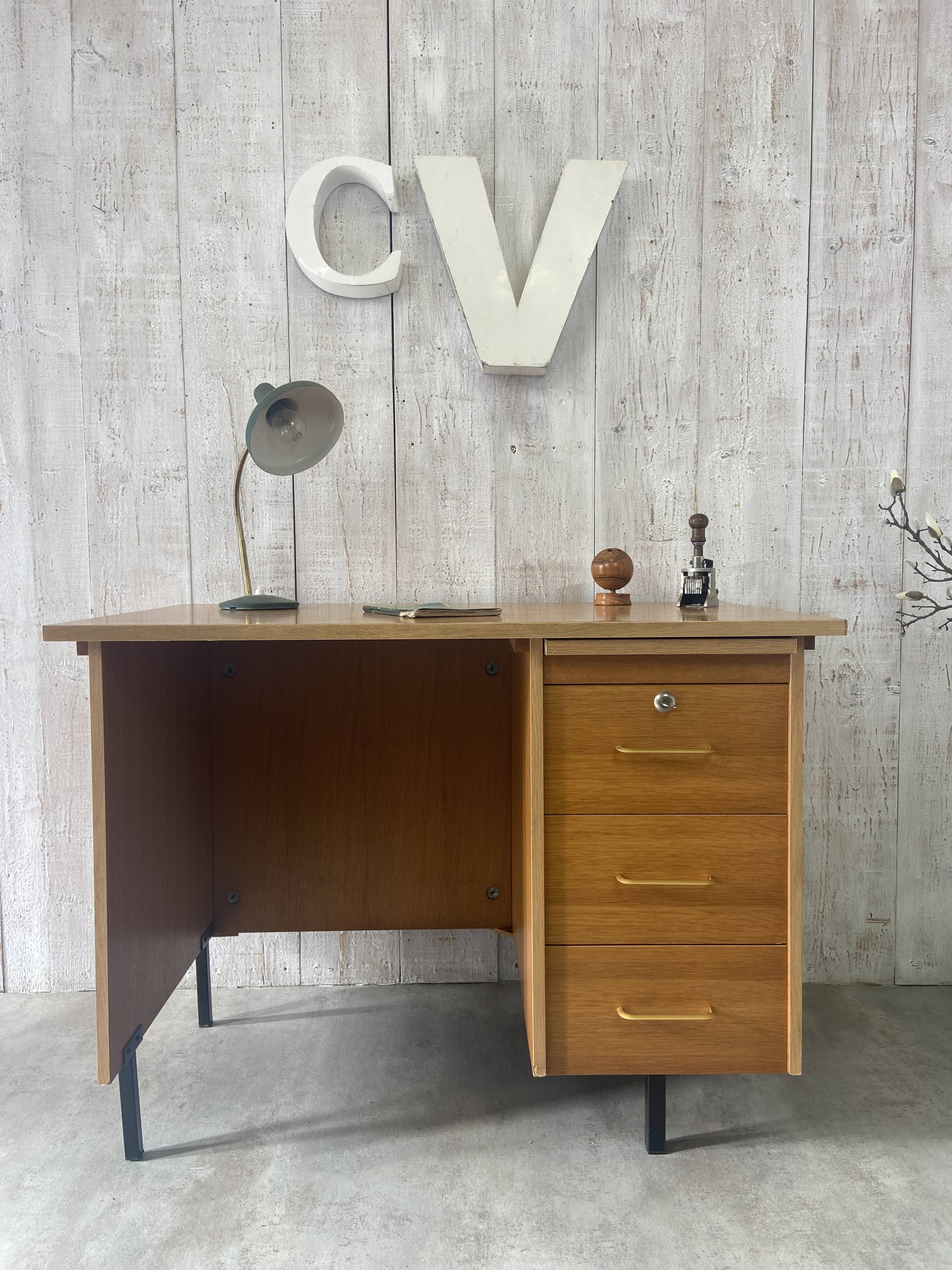 Modernist desk