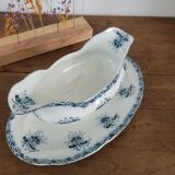 Sauceboat Ste Anonyme St Amand and Hamage