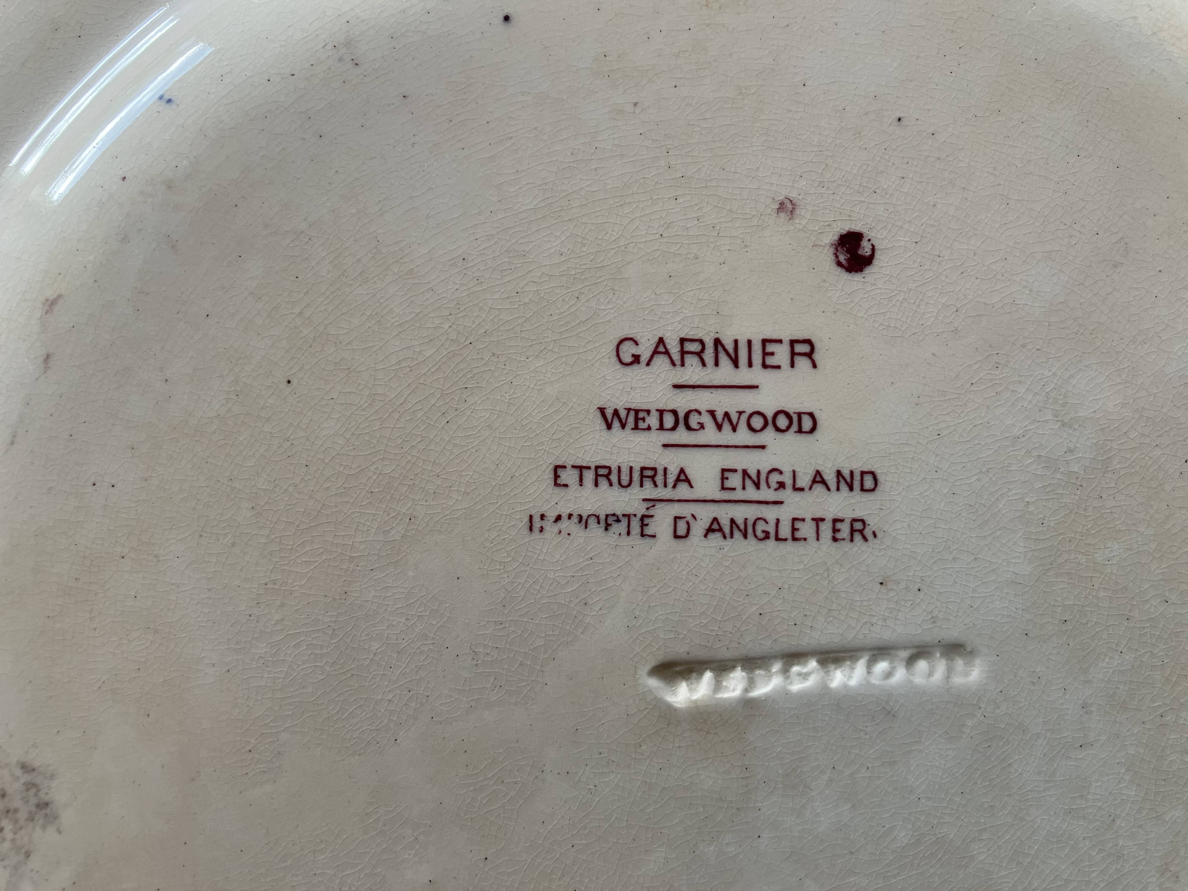 Wedgwood dinner service, 43 pieces.