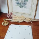 Flowery earthenware trivet