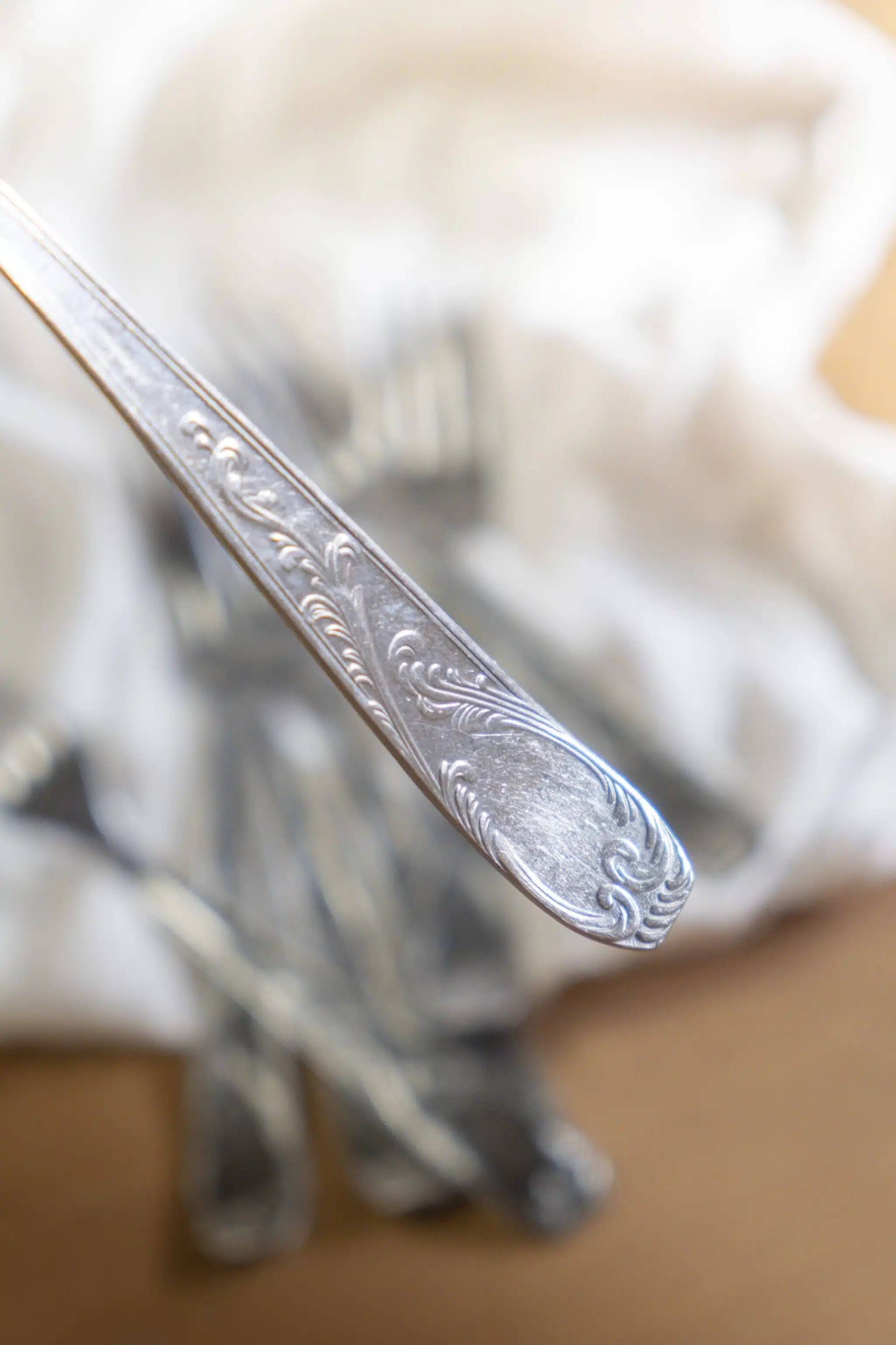 Set of 7 metal forks "Hortense"