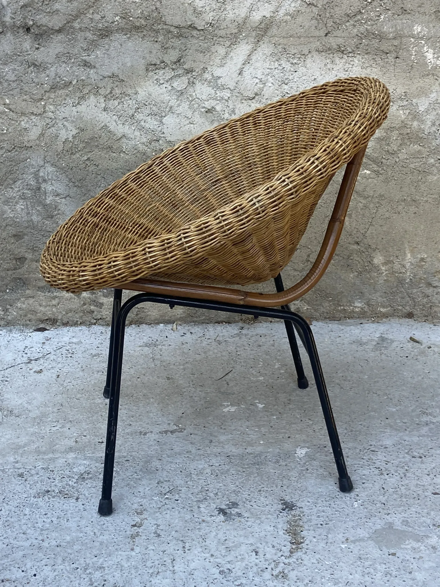 Pair of rattan armchairs from the 1950s.