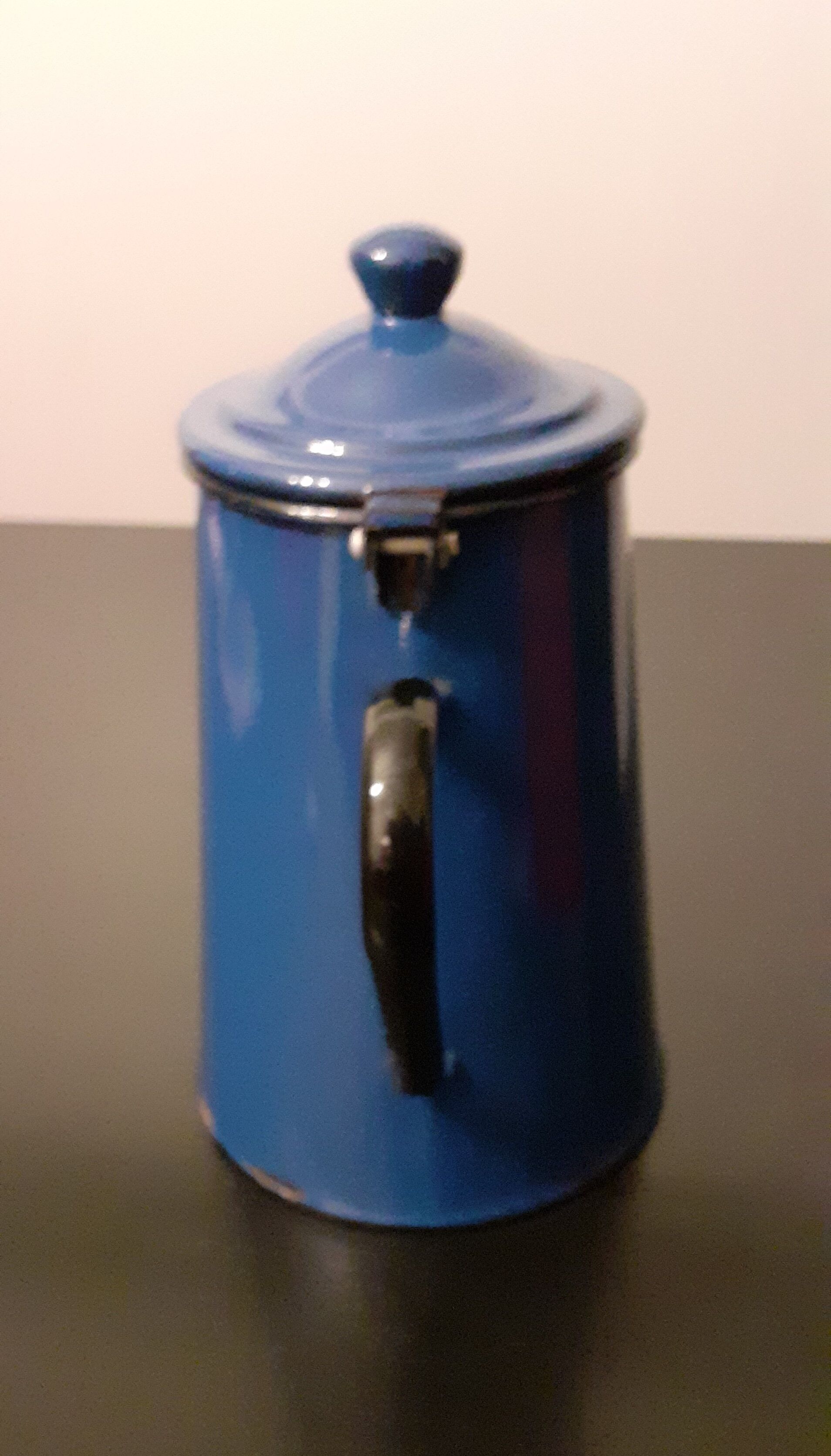Cafetière emailée